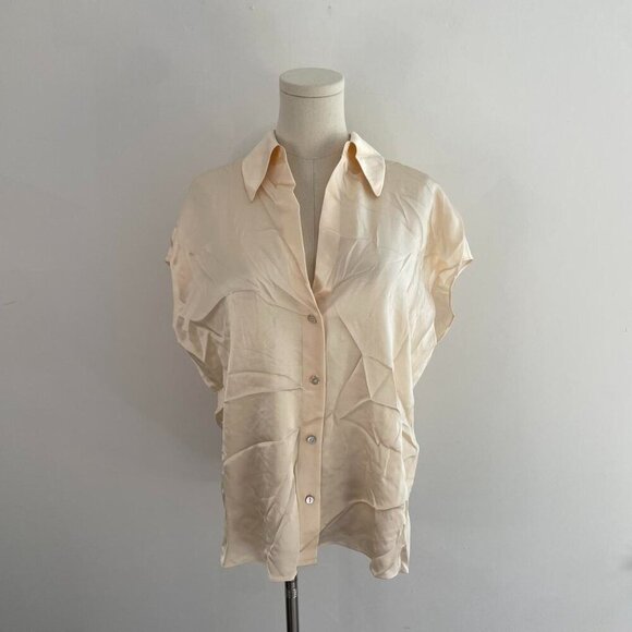 Vince 100% Silk Button Down Blouse | Beige Champagne Satin | Women’s Size Medium - Picture 1 of 6